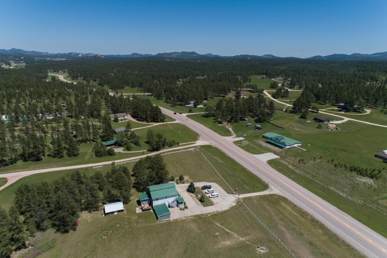 Eagle'S Landing Lodge Custer Eksteriør bilde